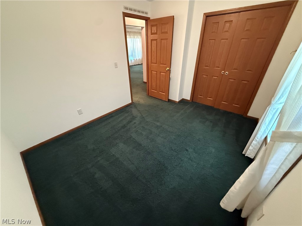 135 Phoenix Drive NW Dover OH 44622