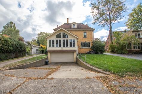 3031 E Erie Avenue Lorain OH 44052