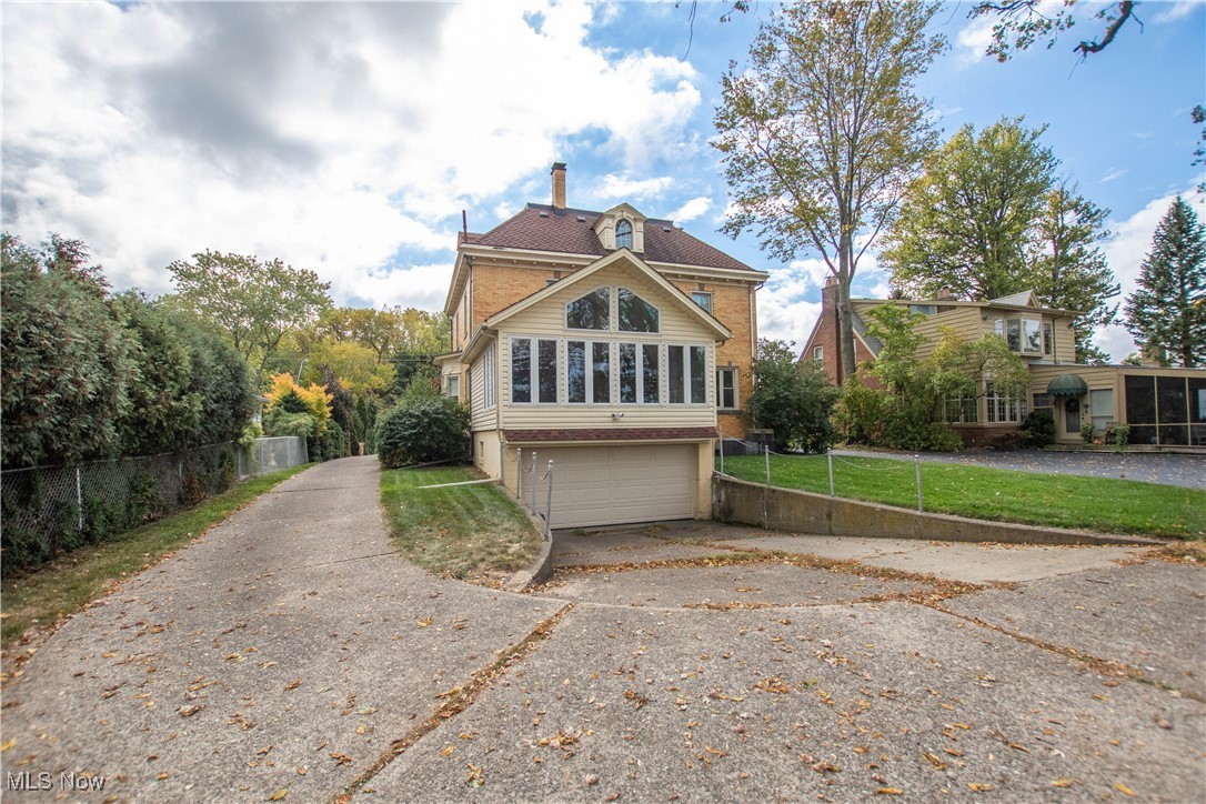 3031 E Erie Avenue Lorain OH 44052