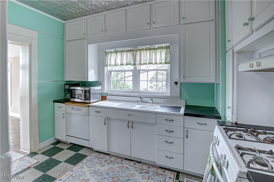 3031 E Erie Avenue Lorain OH 44052