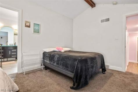 2307 S Belvoir Boulevard University Heights OH 44118