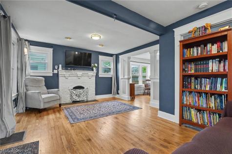 538 Stow Avenue Cuyahoga Falls OH 44221