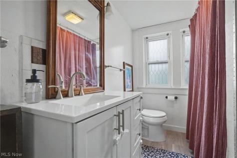538 Stow Avenue Cuyahoga Falls OH 44221