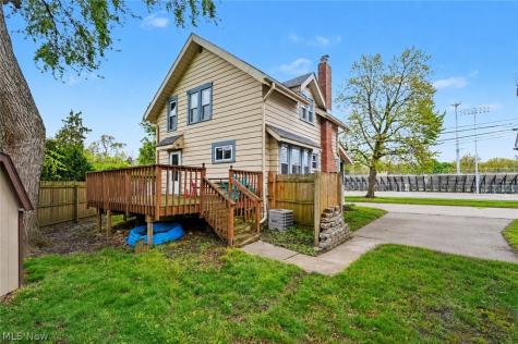 538 Stow Avenue Cuyahoga Falls OH 44221