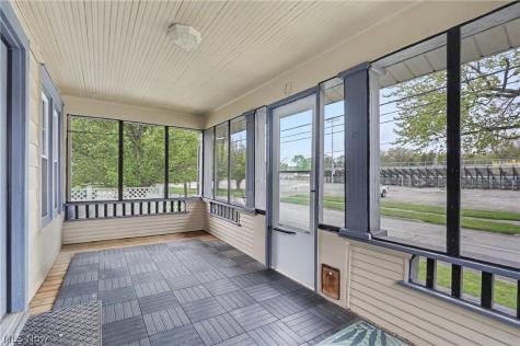 538 Stow Avenue Cuyahoga Falls OH 44221