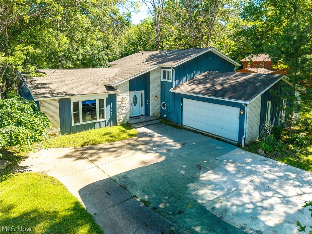 820 Lincoln Street Amherst OH 44001