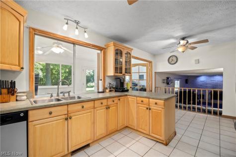 820 Lincoln Street Amherst OH 44001