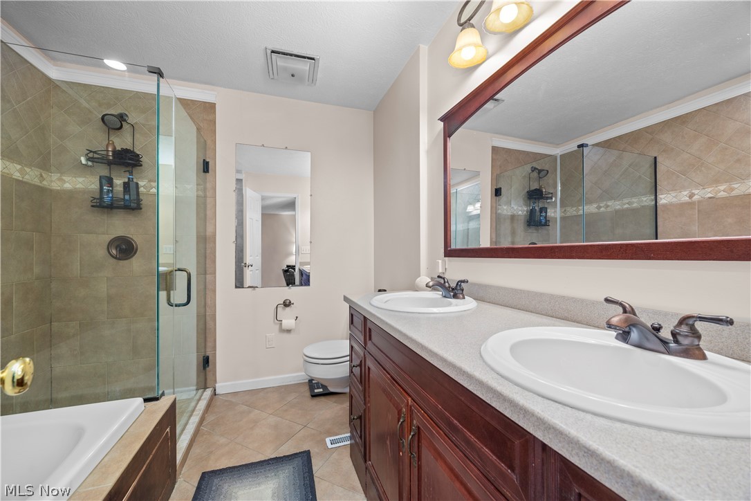 820 Lincoln Street Amherst OH 44001