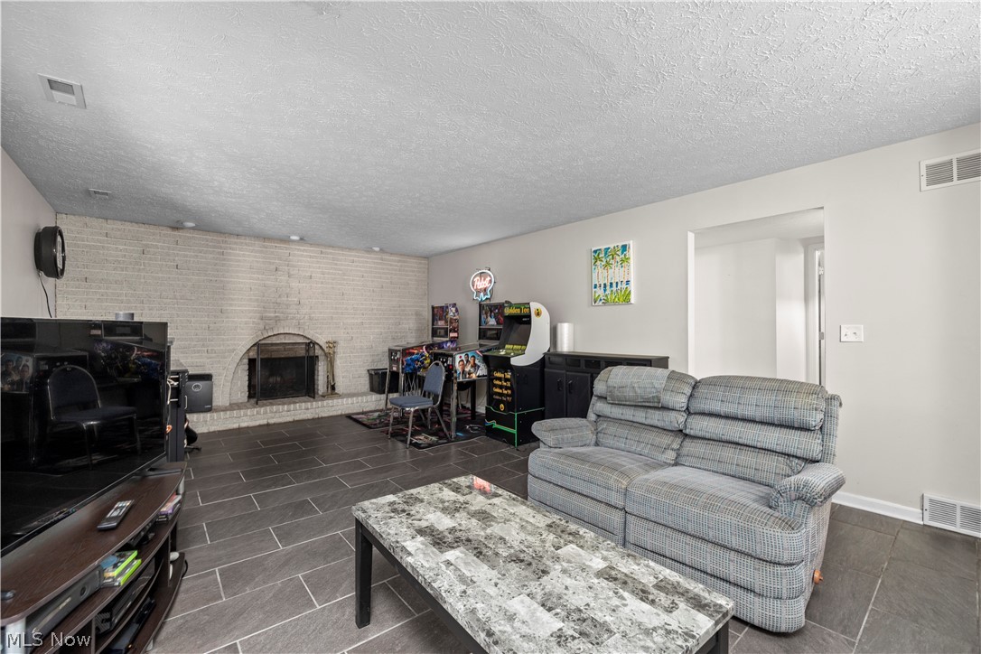 820 Lincoln Street Amherst OH 44001