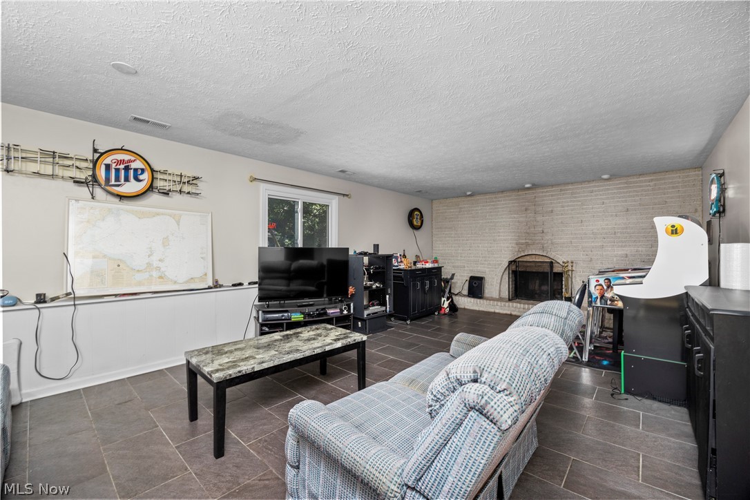 820 Lincoln Street Amherst OH 44001