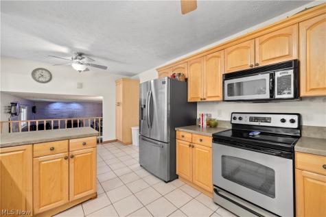 820 Lincoln Street Amherst OH 44001