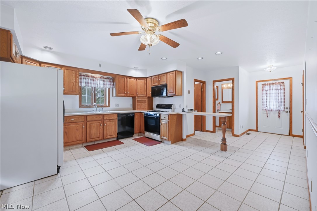4864 N Park Avenue Warren OH 44483