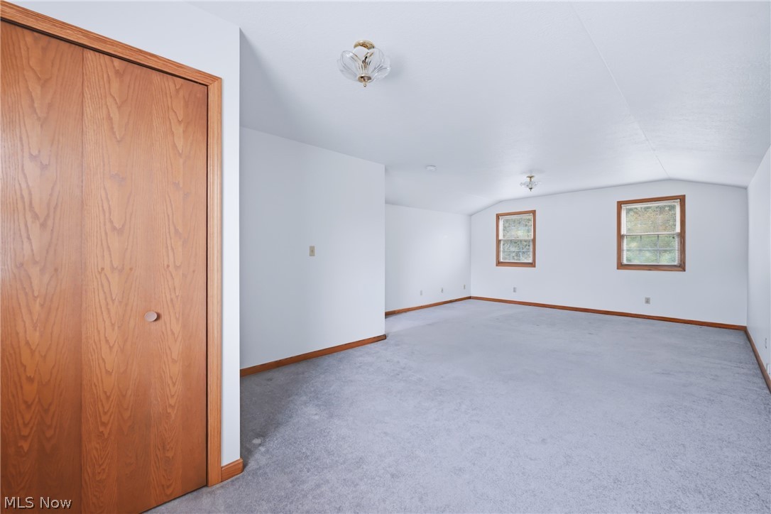 4864 N Park Avenue Warren OH 44483
