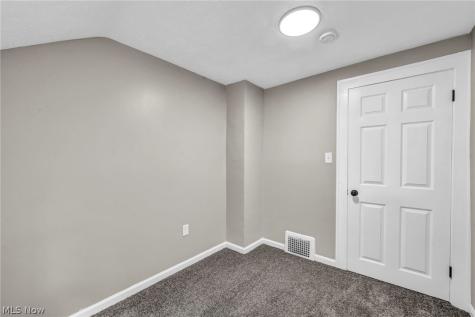 920 E 39th Street Lorain OH 44055
