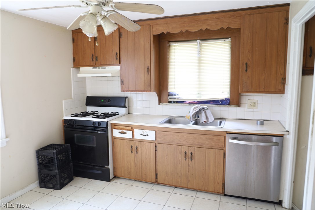 4776 Burger Road South Euclid OH 44121