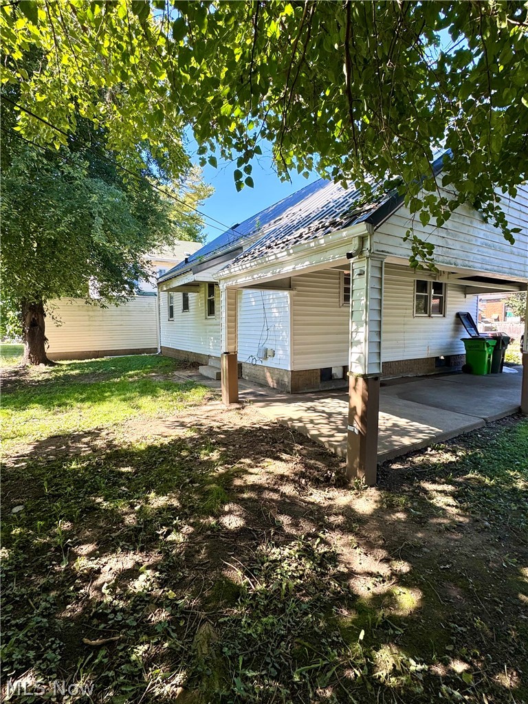 321 Elm Street Coshocton OH 43812