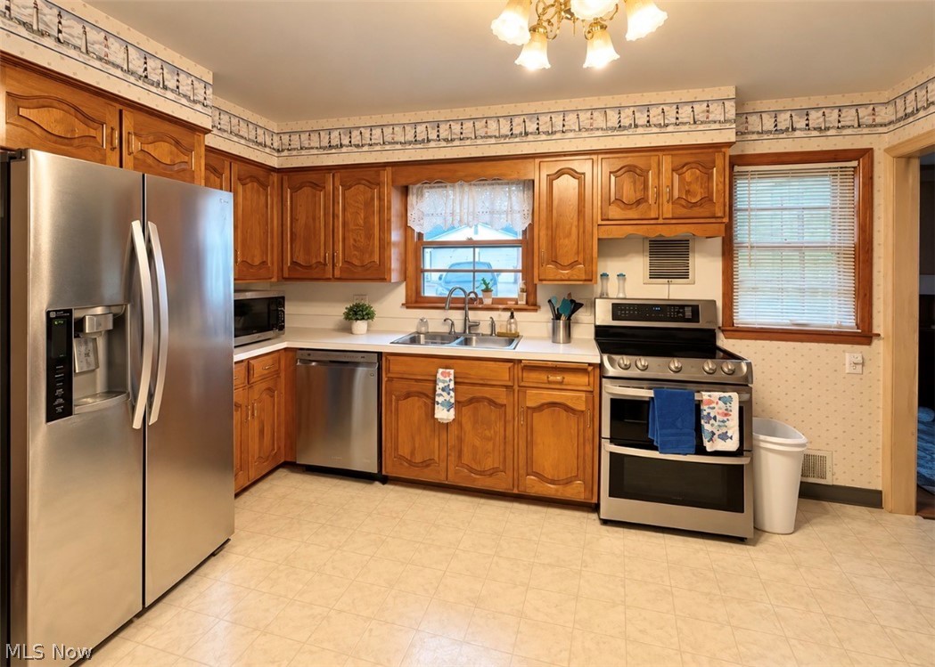 2011 Normandy Circle Zanesville OH 43701
