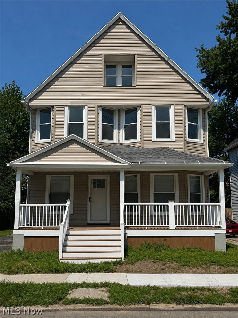 10819 Churchill Avenue Cleveland OH 44106