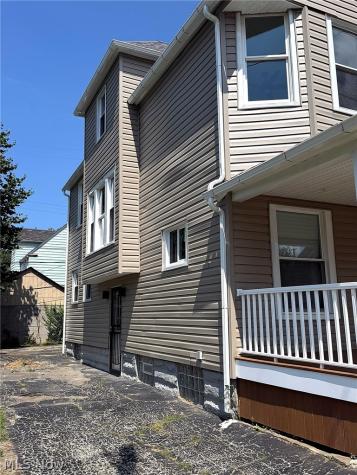 10819 Churchill Avenue Cleveland OH 44106