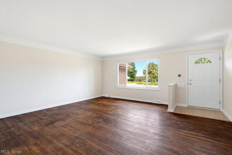 766 Radford Drive Richmond Heights OH 44143