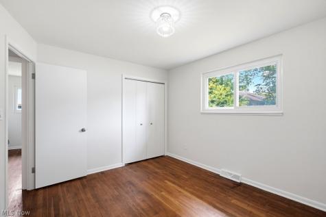 766 Radford Drive Richmond Heights OH 44143