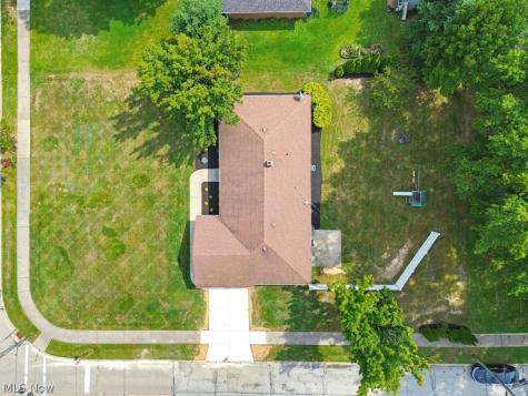 766 Radford Drive Richmond Heights OH 44143