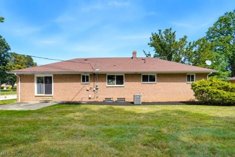 766 Radford Drive Richmond Heights OH 44143