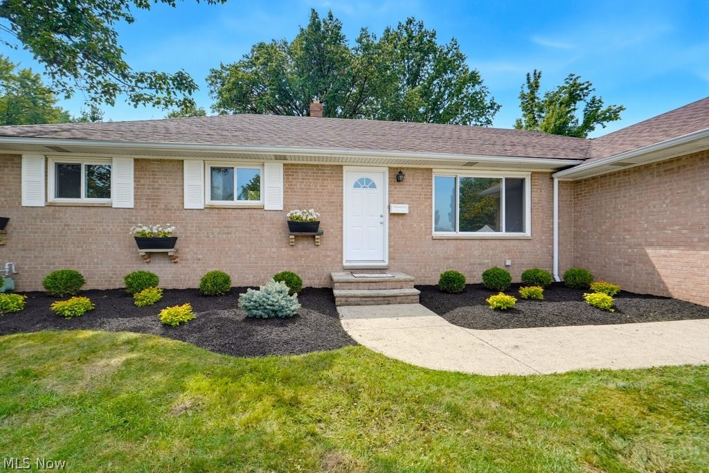 766 Radford Drive Richmond Heights OH 44143