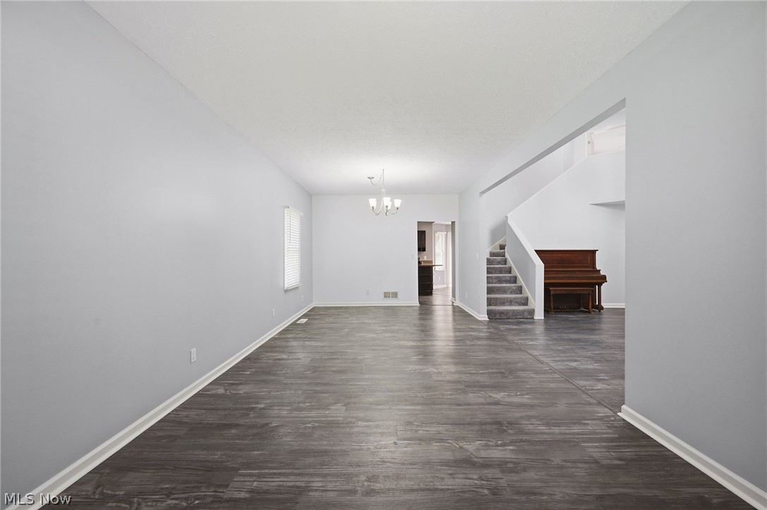 1581 Denise Drive Copley OH 44321