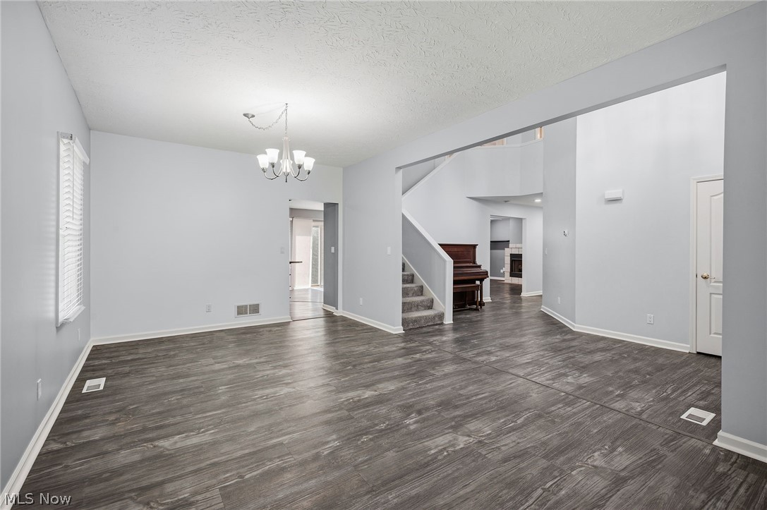 1581 Denise Drive Copley OH 44321