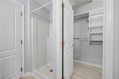 1581 Denise Drive Copley OH 44321