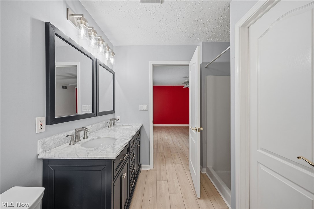 1581 Denise Drive Copley OH 44321