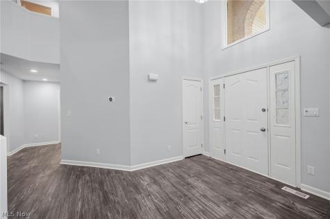 1581 Denise Drive Copley OH 44321