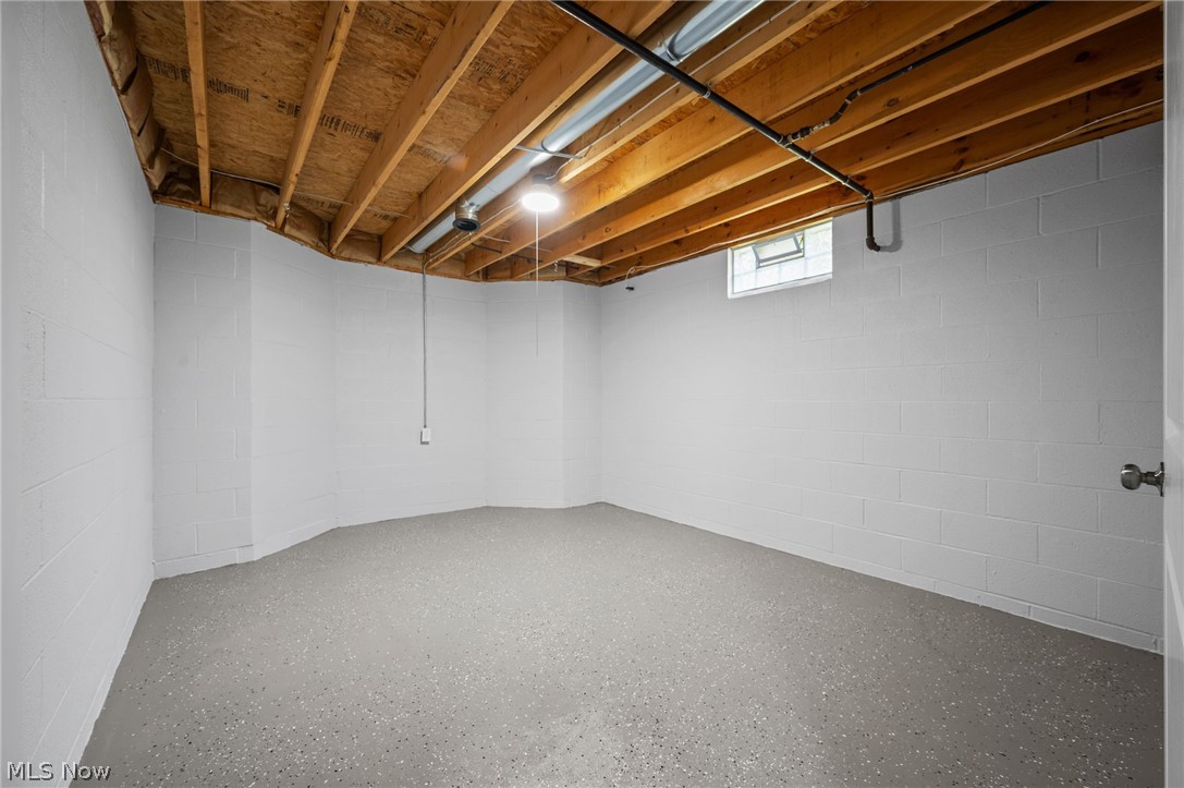 1581 Denise Drive Copley OH 44321