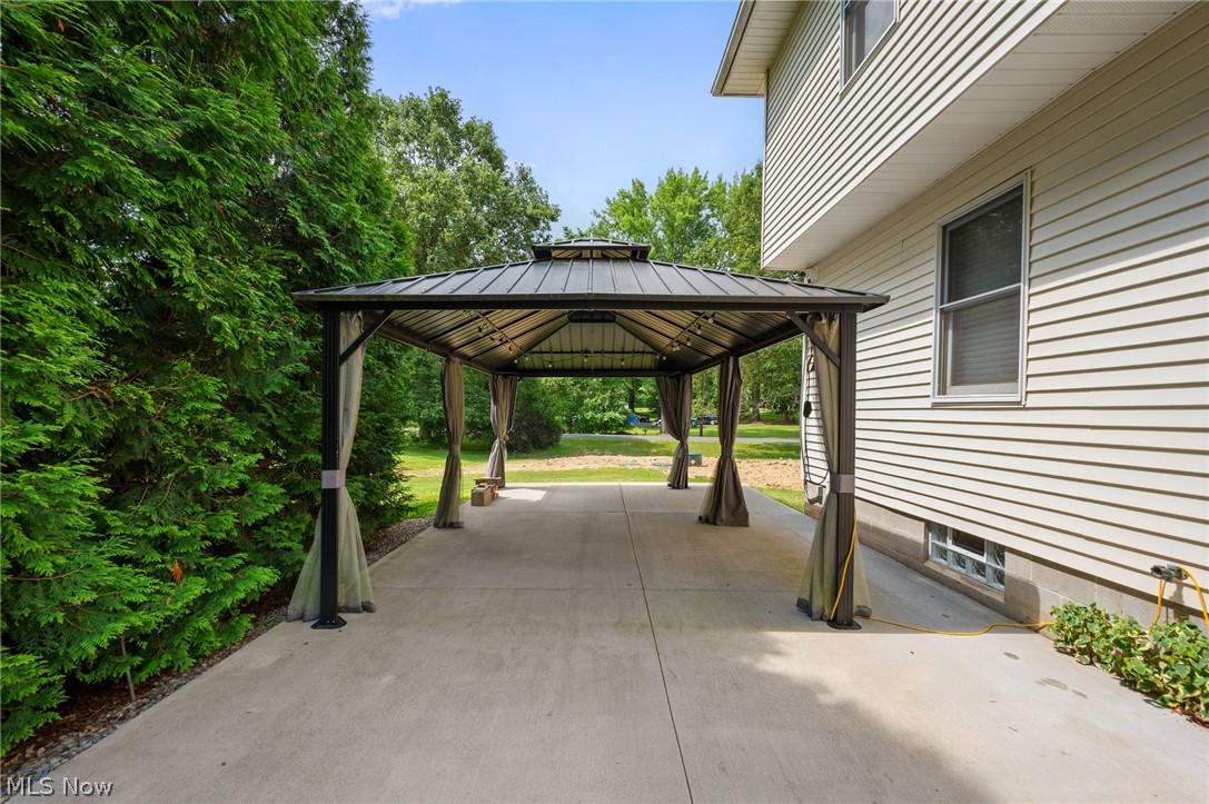 1581 Denise Drive Copley OH 44321