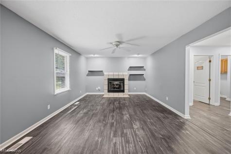 1581 Denise Drive Copley OH 44321