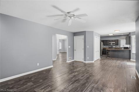 1581 Denise Drive Copley OH 44321