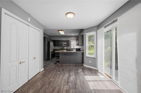 1581 Denise Drive Copley OH 44321