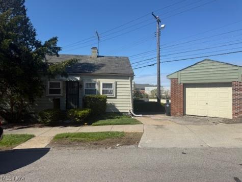 1861 Torbenson Drive Cleveland OH 44112