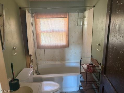 1861 Torbenson Drive Cleveland OH 44112