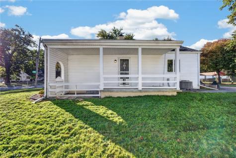 1022 Packard Drive Akron OH 44320