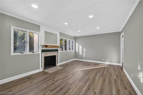 1022 Packard Drive Akron OH 44320