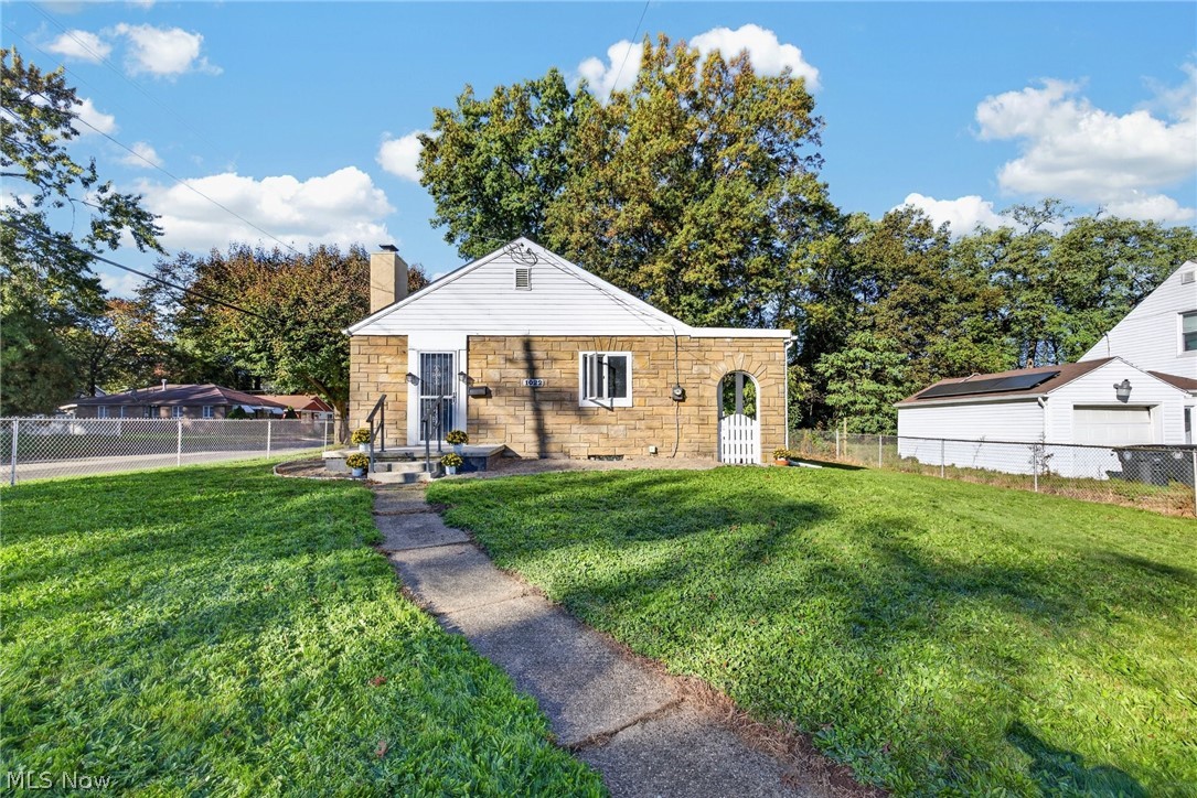 1022 Packard Drive Akron OH 44320