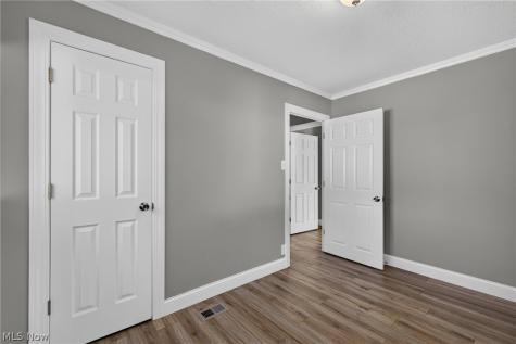 1022 Packard Drive Akron OH 44320