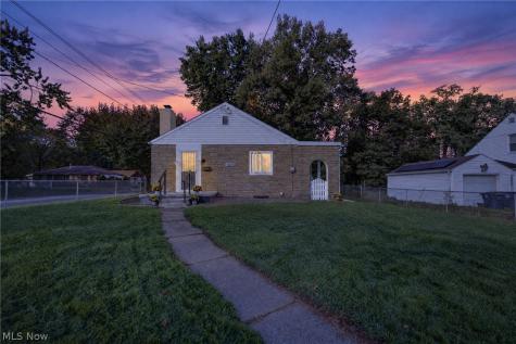 1022 Packard Drive Akron OH 44320