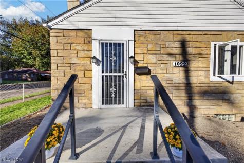 1022 Packard Drive Akron OH 44320