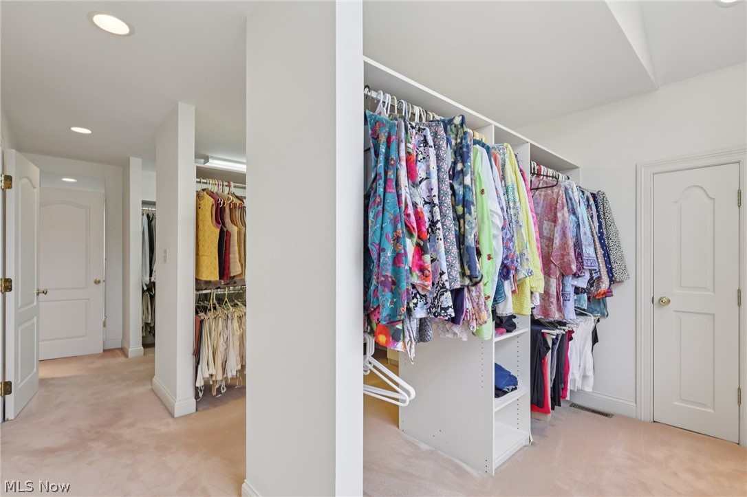 2850 Roundhill Road Bath OH 44333