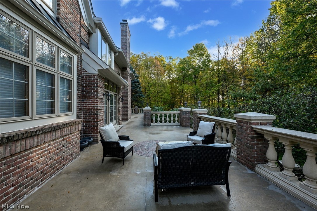 2850 Roundhill Road Bath OH 44333