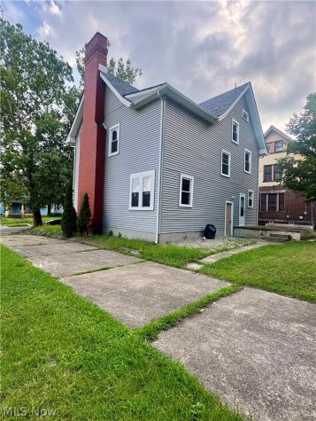 248 Lora Avenue Youngstown OH 44504