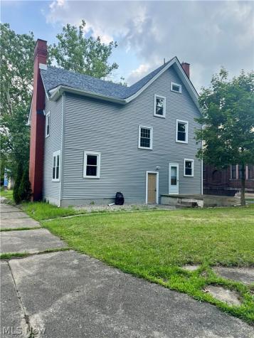 248 Lora Avenue Youngstown OH 44504